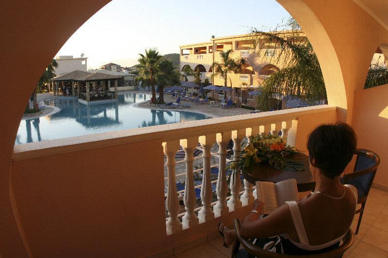 Zante Village 3*